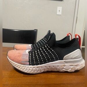 Nike React Phantom Run Flyknit 2
